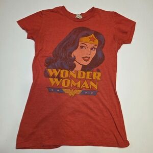 DC Comics Originals Wonder Woman Graphic Tee Juniors XXL Red 50/50 Vintage Style